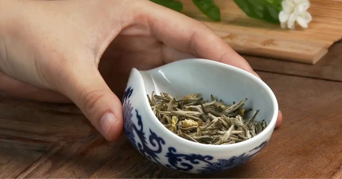 Ceylon Artisan Tea in a Bowl