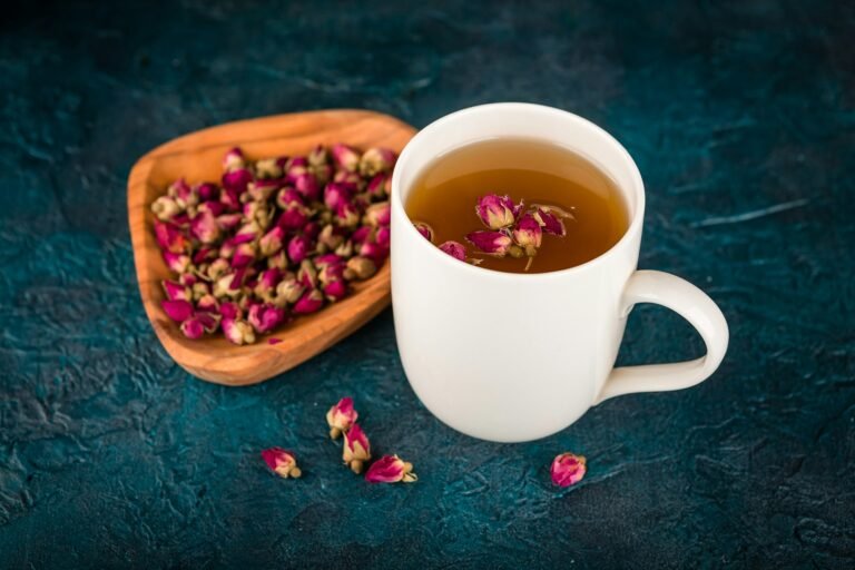 Rose and Cardamom Tea