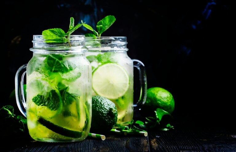 Green Tea with Mint and Lemon